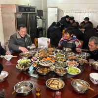 沙鱼敬养老服务中心老年食堂