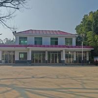 进宝塘镇龙鸣村