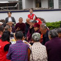 谭家场乡高坪村老年幸福小院