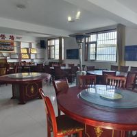 新平村老年饭桌